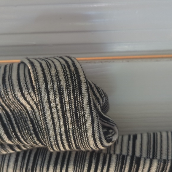 Short sleeve pocket knit blazer Size 2 / Large - Picture 11 of 11